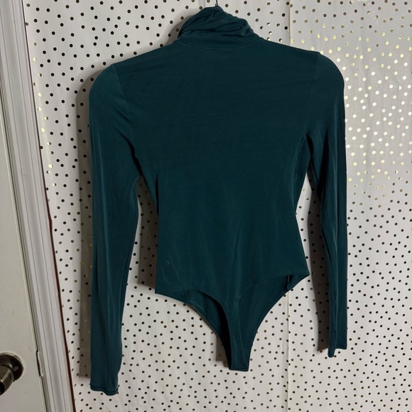 Lululemon Wunderlust Ultra-Soft Nulu Turtleneck Bodysuit - Picture 4 of 8